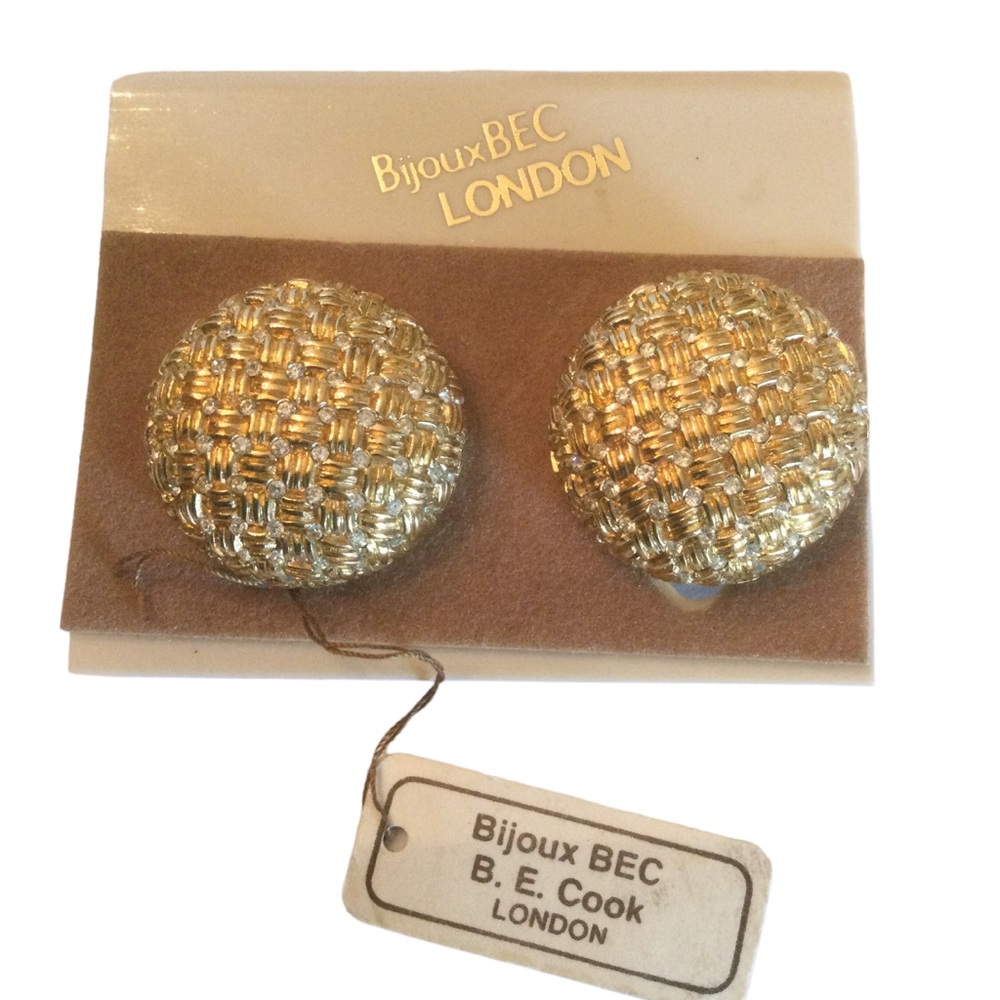 Bijoux BEC London Gold Tone Woven With Rhinestones Domed Clip On Earrings